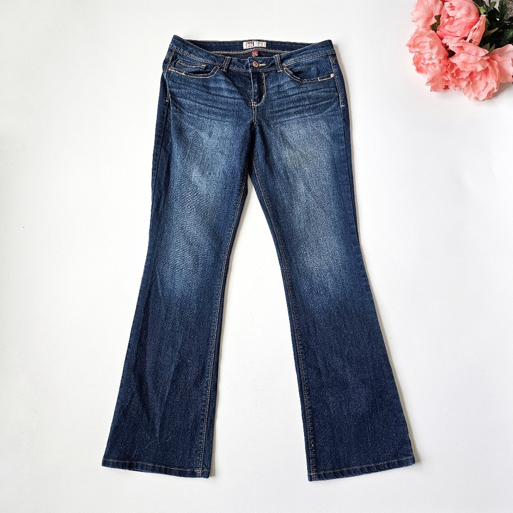 l.e.i. Ashley Low Rise Slim Boot Jeans Size 11 Junior Dark Wash Stretch Y2K